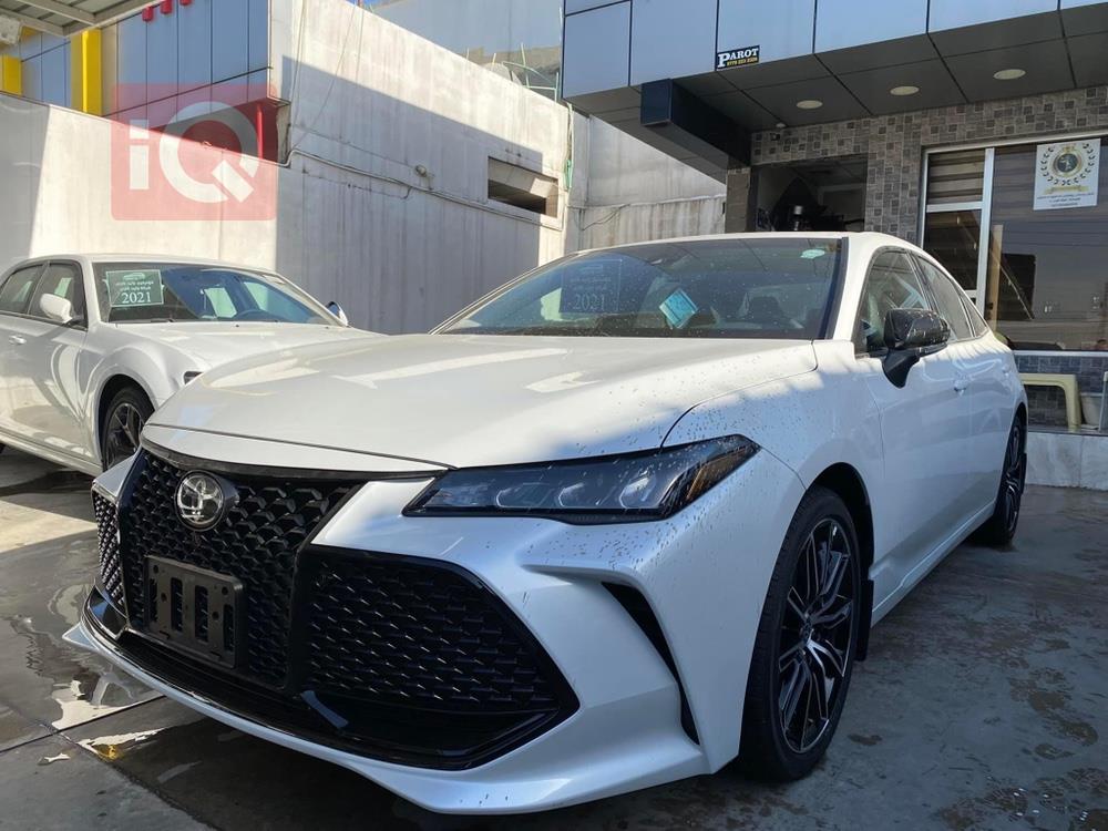 تويوتا أفالون